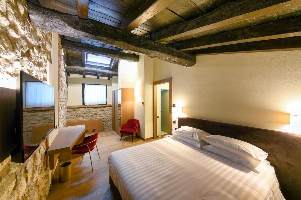 Relais & Spa Castello Di Casiglio Erba Kültér fotó