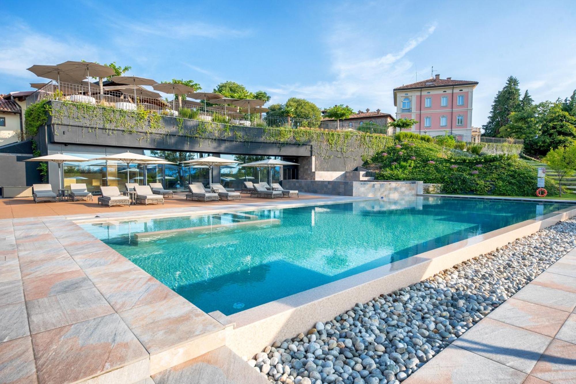 Relais & Spa Castello Di Casiglio Erba Kültér fotó