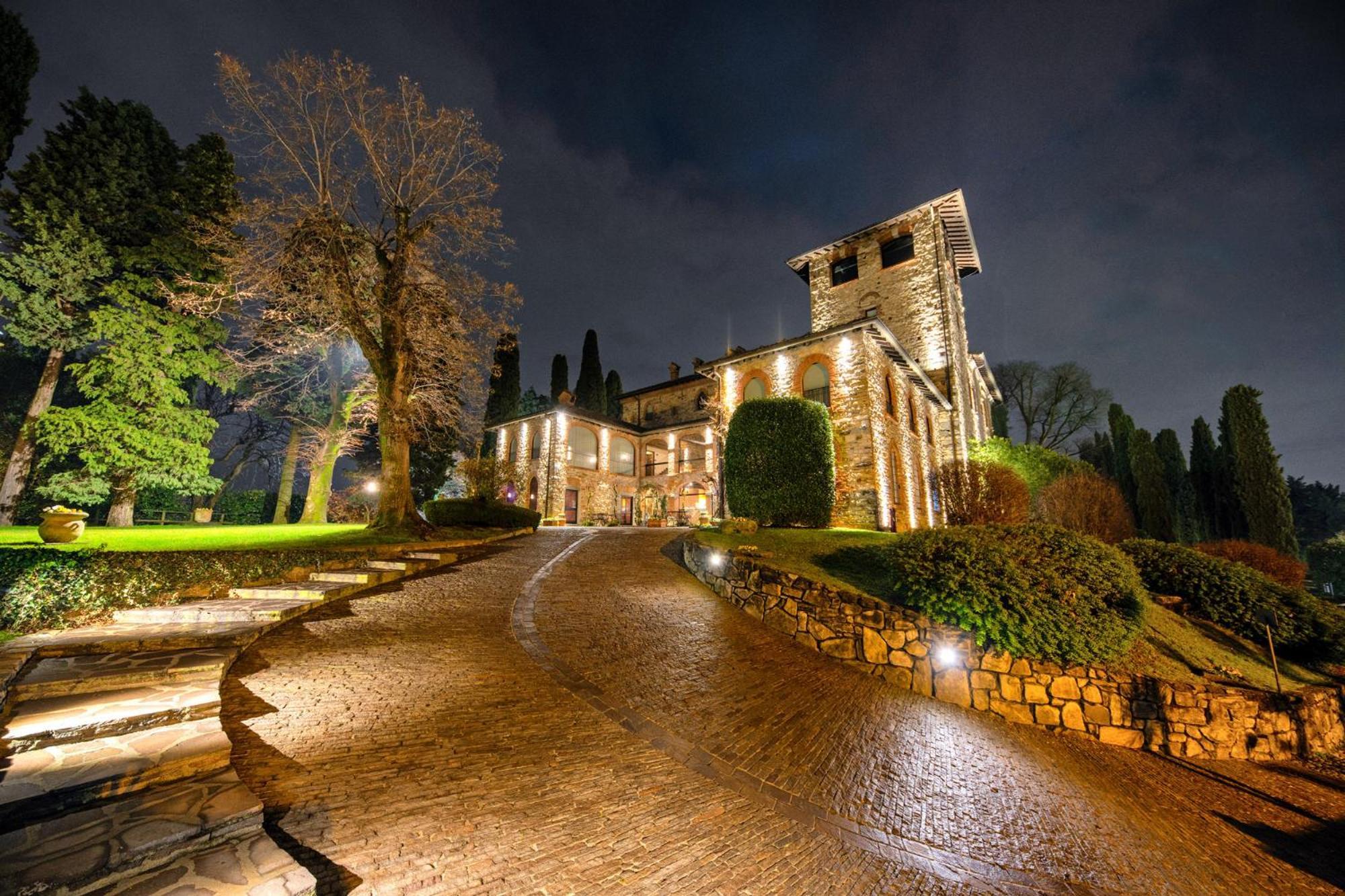 Relais & Spa Castello Di Casiglio Erba Kültér fotó